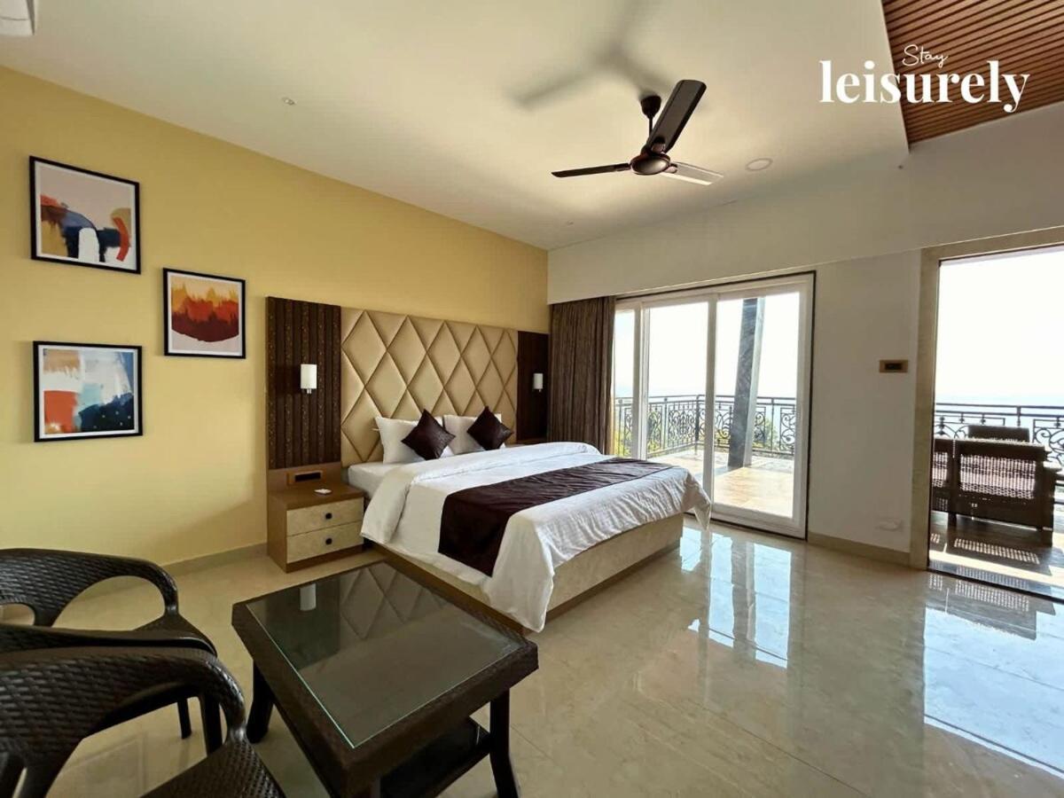 Stay Leisurely Avalon Heights 4Bhk, พันช์กานี ภายนอก รูปภาพ