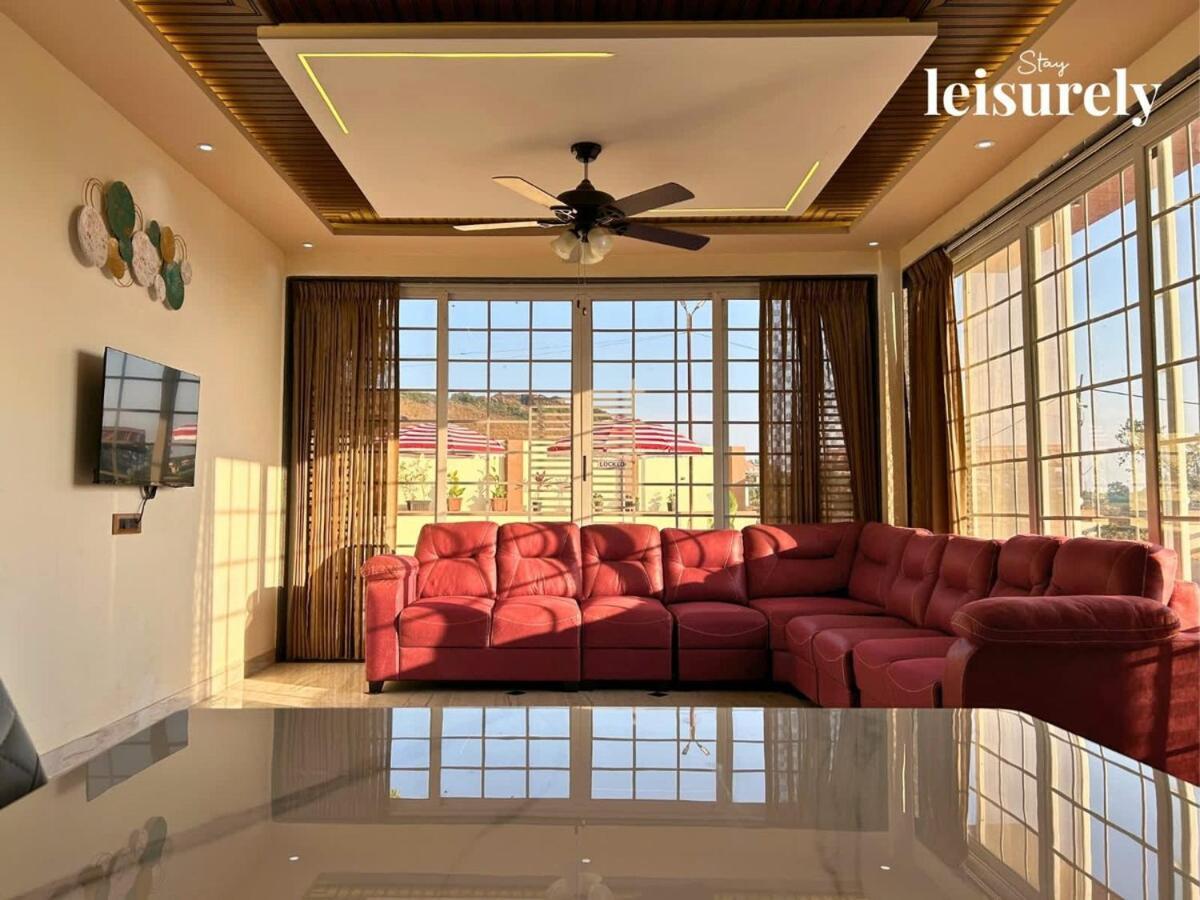 Stay Leisurely Avalon Heights 4Bhk, พันช์กานี ภายนอก รูปภาพ